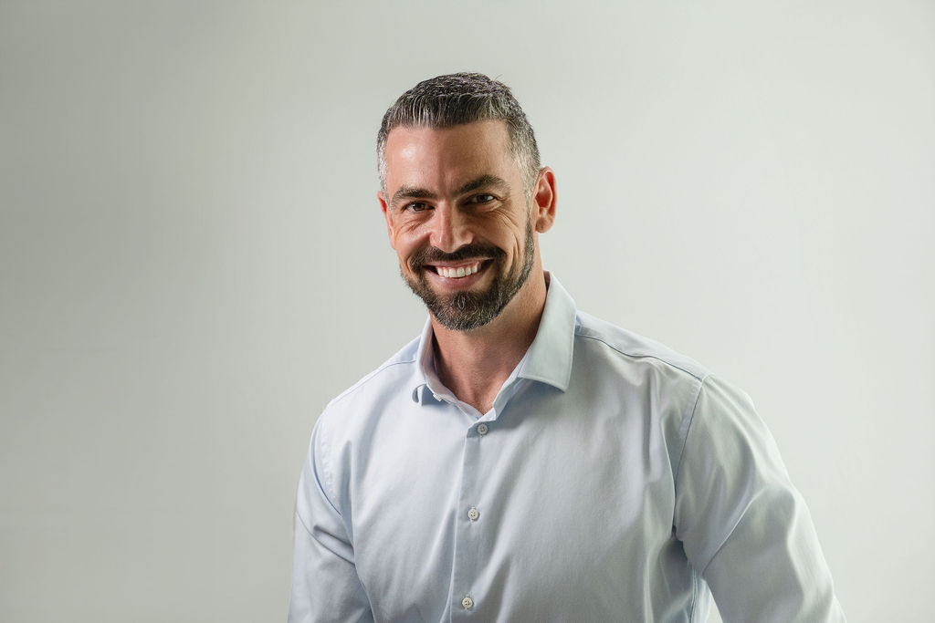 A relaxed portrait of Daniel Freeman